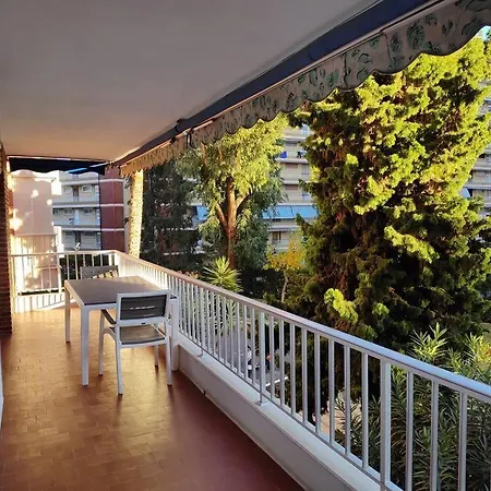 Apartamento Bruselas 23 *